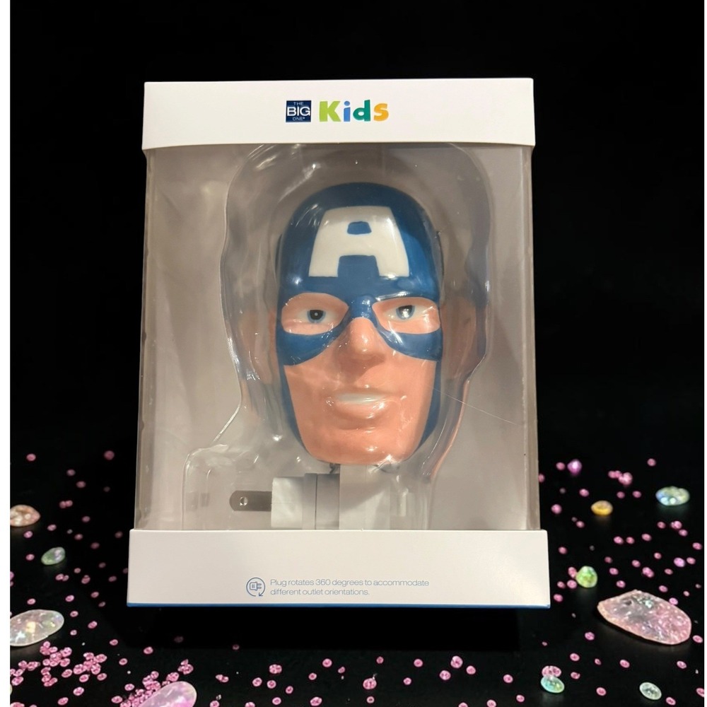 Marvel Captain America Night Light - *NIB*